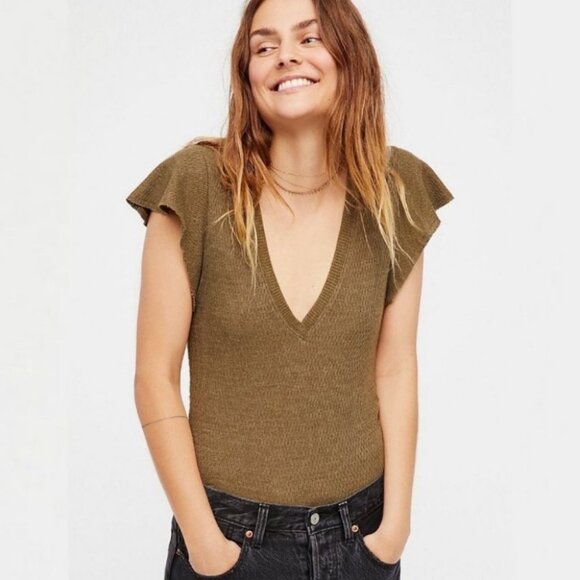 Free People Moss Green Flutter Sleeve Tee Size XS V-Neck Knit Moss Short‎ Boho - Picture 1 of 12